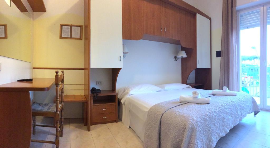 Hotel Stella D'Oro Лидо ди Йезоло Стая снимка